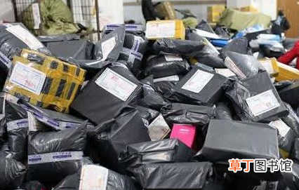 快递业的发展现状 今年快递业务量已突破200亿件
