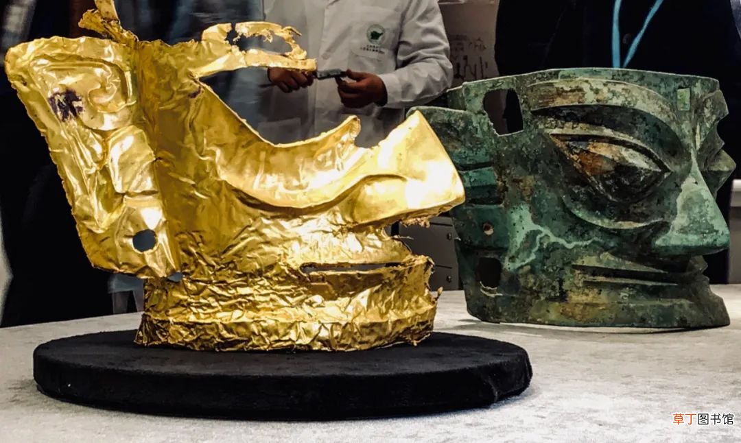 三星堆遗址是最早哪一年发现相关出土物？