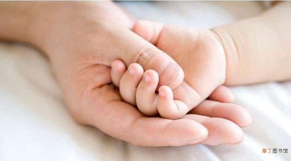 1~12月婴儿发育标准 四个月宝宝发育指标