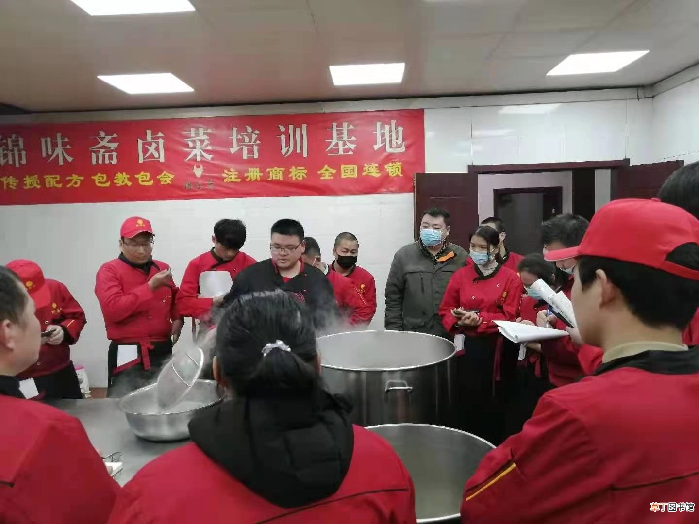 卤菜如此流行，投资做卤菜生意如何 开卤菜店多少钱