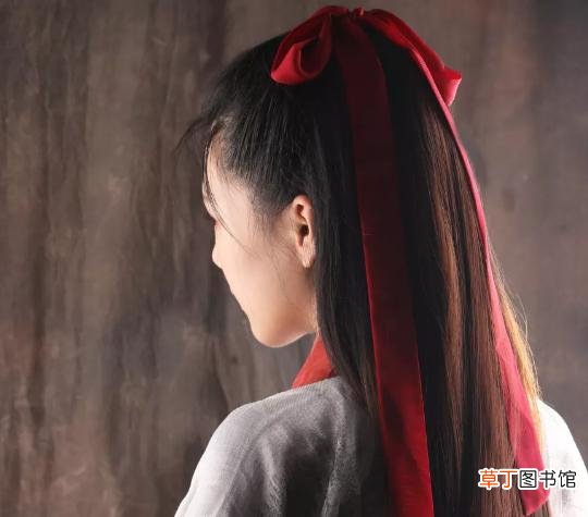 豆蔻年华是指多少岁