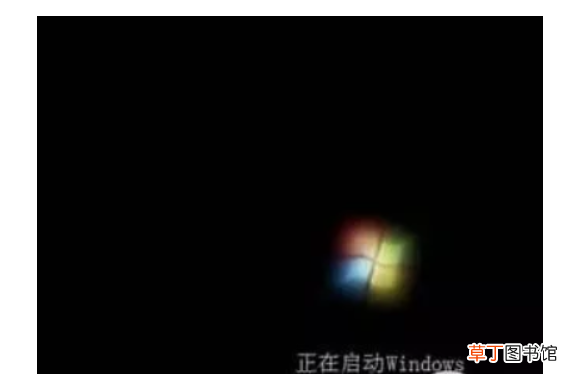 电脑主机按了启动键没反应怎么办 电脑开机键是哪个