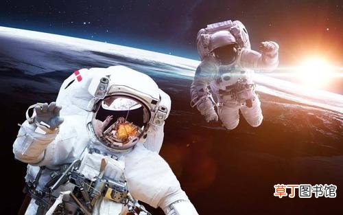 天和核心舱设3个卧室1个卫生间 3名航天员太空生活“剧透”