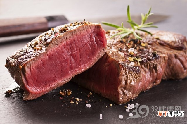 如何挑选出好牛肉？一看二闻三摸