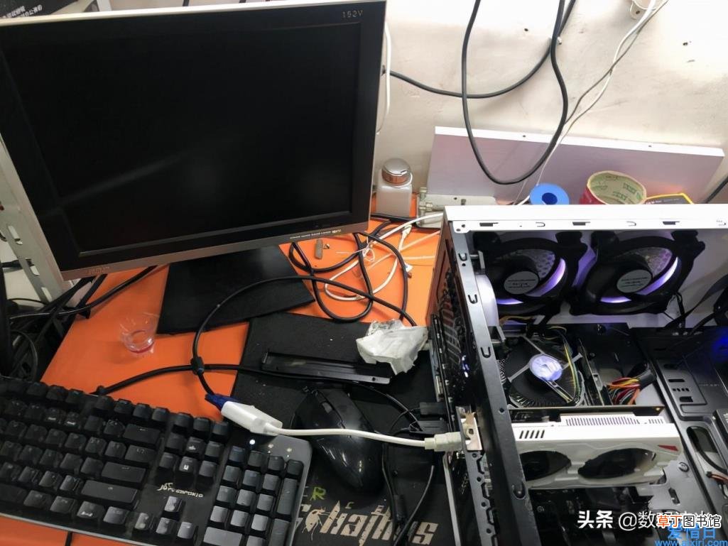 电脑开机无信号的解决方法 电脑蓝屏显示无信号