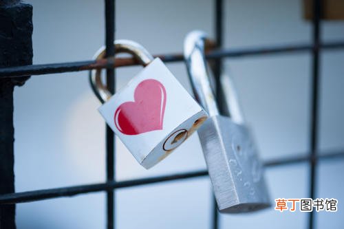 属兔男想离婚的表现 属兔男出轨后的表现