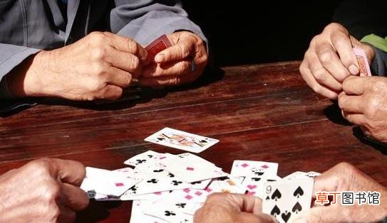 属鸡今天打麻将的财运 2021年属鸡人打牌方位