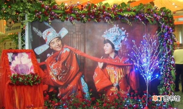 结婚盒子里装什么东西 结婚箱子里装什么东西？