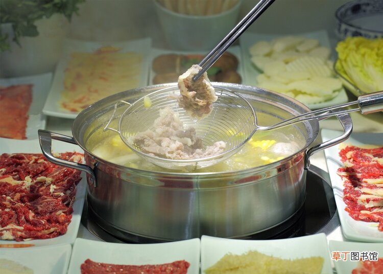 胃粘膜不仅怕辣，还怕6种食物？经常胃痛的人，建议尽量少吃