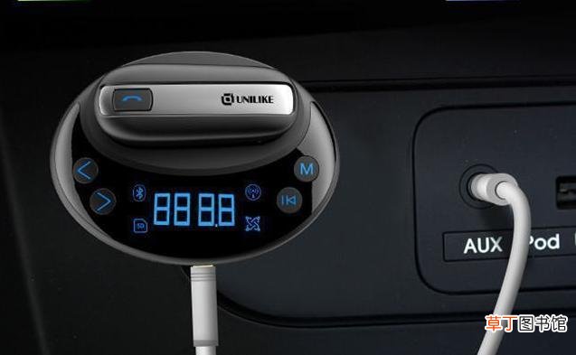 aux接口是什么意思 车上的USB、AUX插口有哪些作用