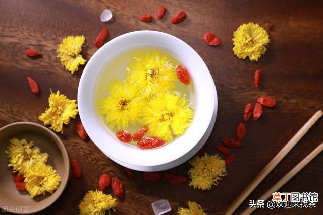 说到菊花你会想到什么 菊花的花语是什么
