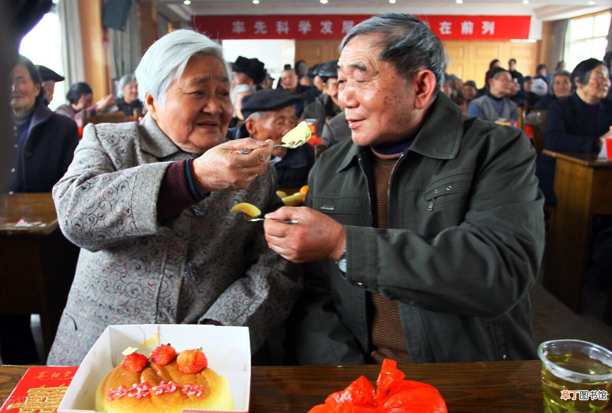 女生不想恋爱不想结婚是什么心理 不想结婚不想恋爱是什么心态？