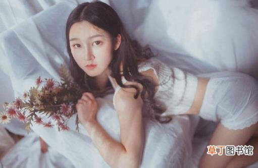 女孩子初潮的前兆有哪些