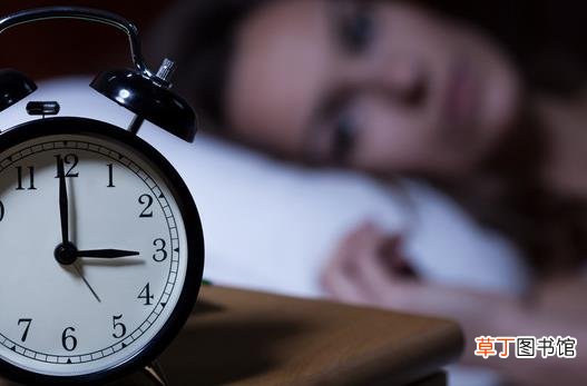 每晚睡8小时女性不易骨折 强壮骨骼