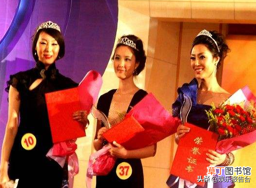 主持人秦方,央视“美女主持人”秦方
