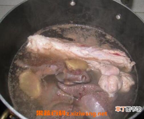 彭鱼腮瘦肉汤的功效及制作方法