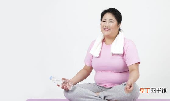 胖MM们的服装搭配禁忌 胖子如何穿衣遮肉显身材
