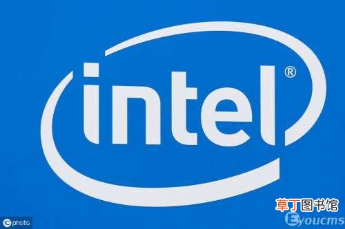 windows10屏幕忽明忽暗解决方法 电脑屏幕不停一黑一亮