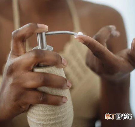 水乳可以用不同牌子的吗