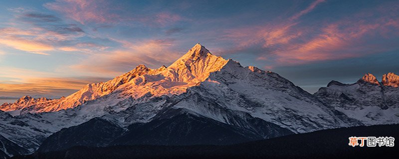 珠穆朗玛峰山脉海拔多少米