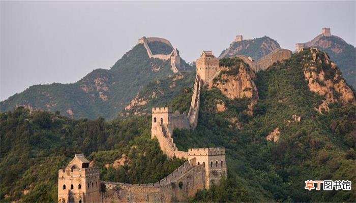 世界上最长的城墙是