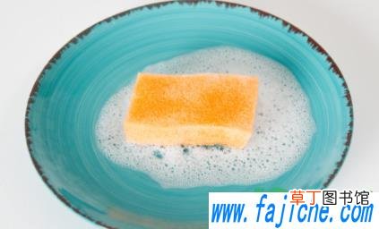 太油的盘子怎样洗 什么盘子不沾油