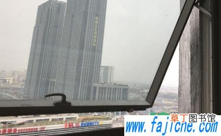 推拉窗户卡死怎么办 推拉窗户卡不住了怎么办