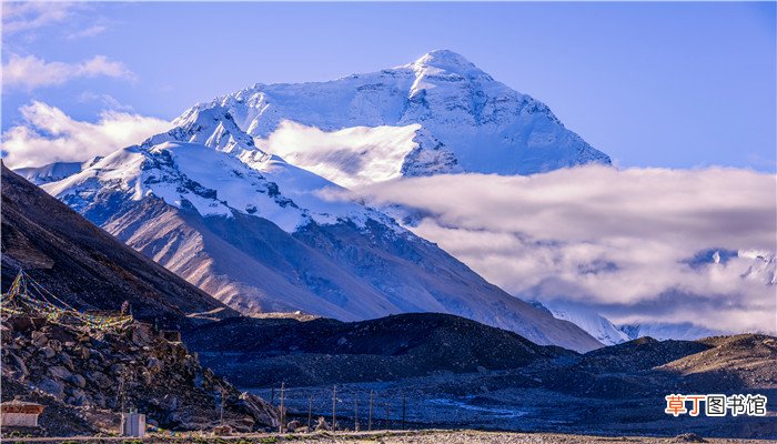 珠峰在哪里,属于哪个国家