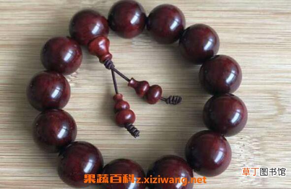 小叶紫檀与大叶紫檀的区别