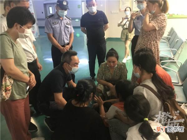 烧伤女孩病危 电动自行车行业商会下发紧急通知 电瓶车行驶中爆燃