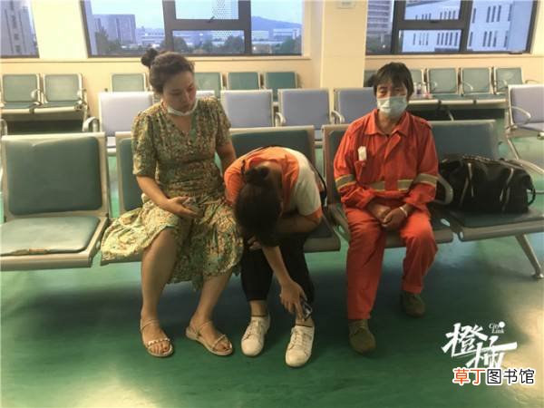 烧伤女孩病危 电动自行车行业商会下发紧急通知 电瓶车行驶中爆燃