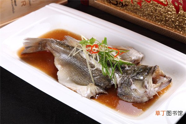 一斤多鲈鱼蒸多长时间