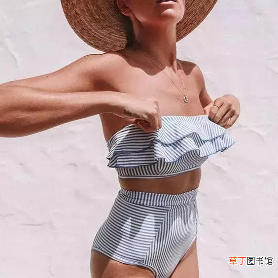 平胸怎么穿泳衣,泳装选购最全攻略