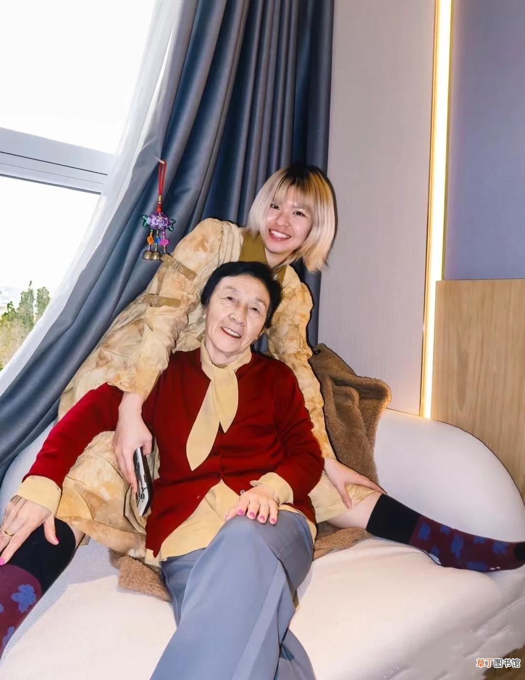结婚当天婆婆穿什么衣服 结婚婆婆穿什么衣服