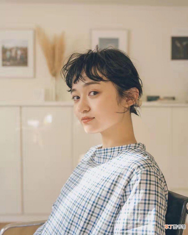 治愈系精灵短卷发有多美 日系甜美发型