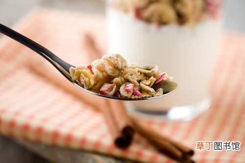 干果有哪些种类？干果的功效有哪些？