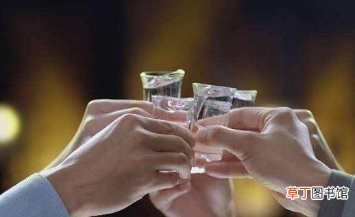 男人喝酒有诀窍 酒桌上必学的九招