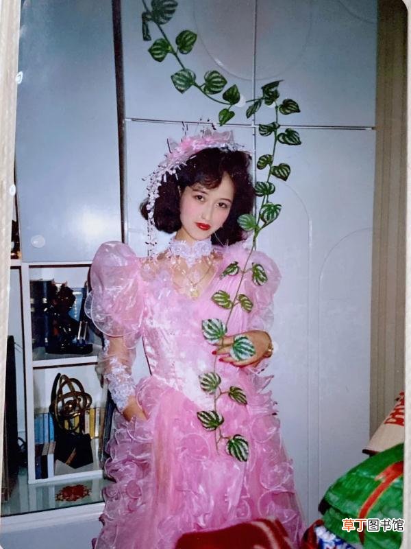 平时穿结婚的衣服好不好 结婚时穿的衣服叫什么