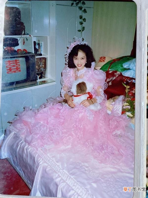 平时穿结婚的衣服好不好 结婚时穿的衣服叫什么