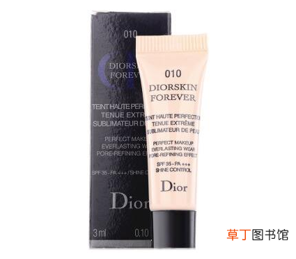 迪奥凝脂恒久粉底液色号怎么选择
