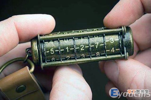 给u盘设置密码的具体步骤教程 电脑如何给u盘加密
