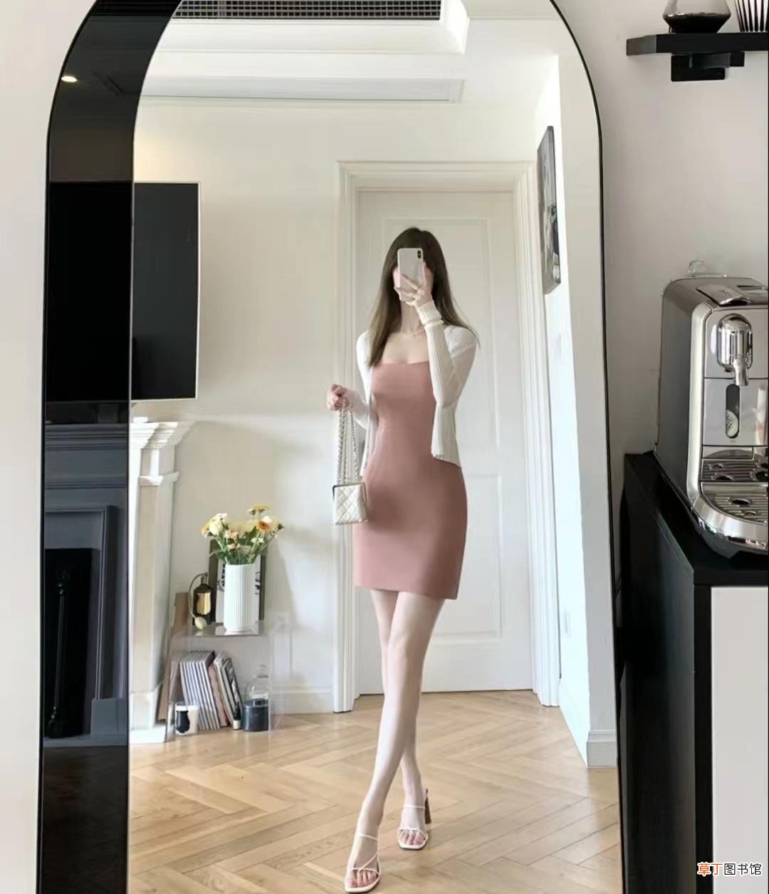 女生第一次约会穿什么衣服好 女生约会穿什么衣服好