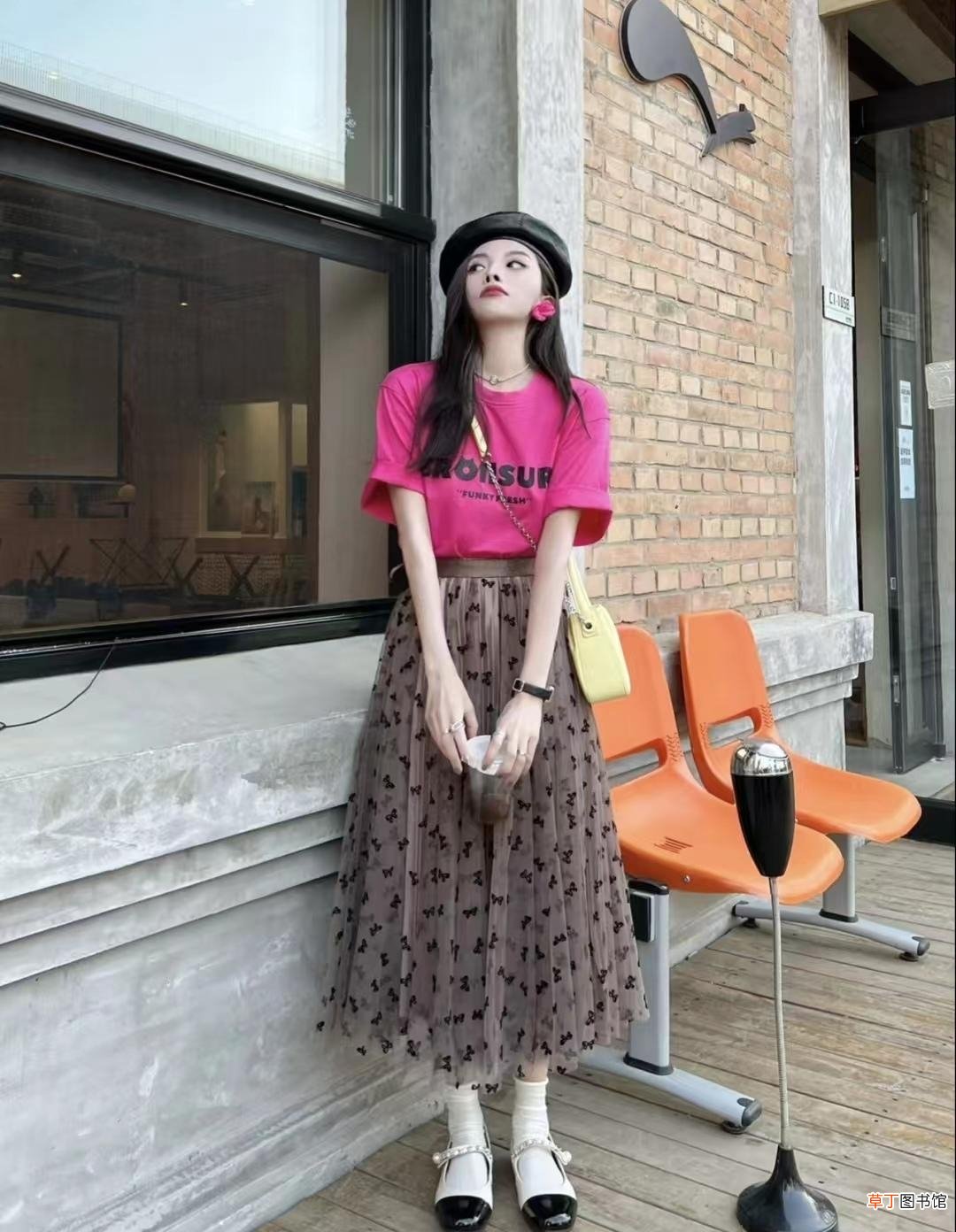 女生第一次约会穿什么衣服好 女生约会穿什么衣服好