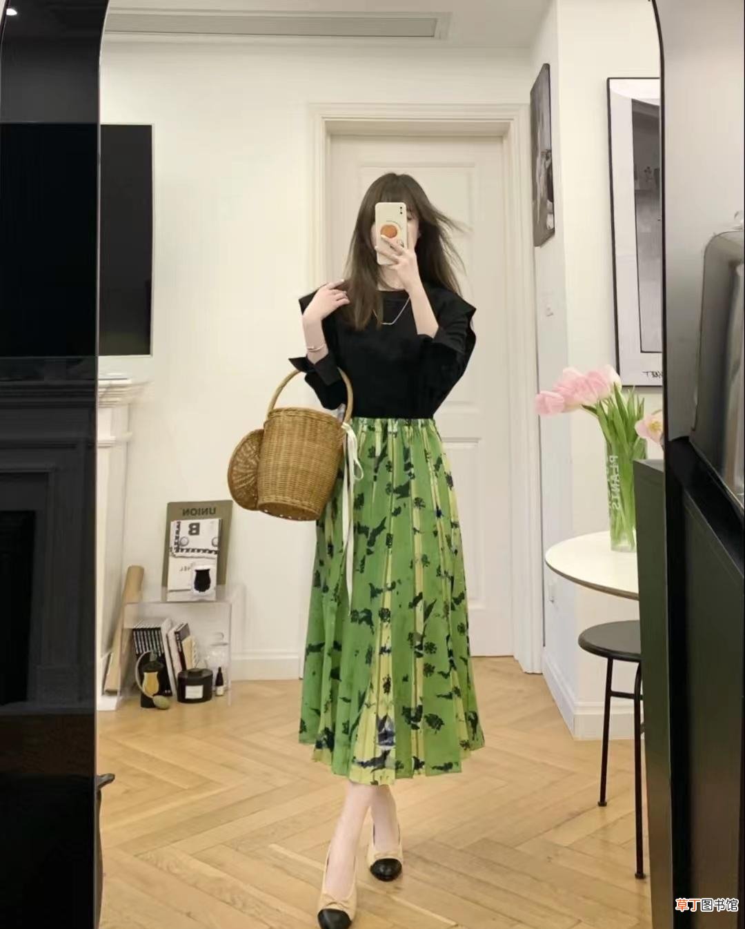 女生第一次约会穿什么衣服好 女生约会穿什么衣服好