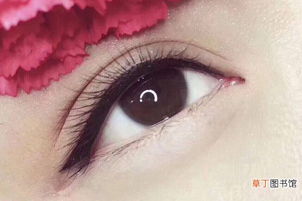 新手美瞳买什么牌子
