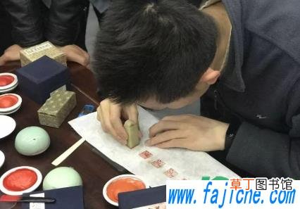 印泥能加食用油吗 印泥干了加什么油