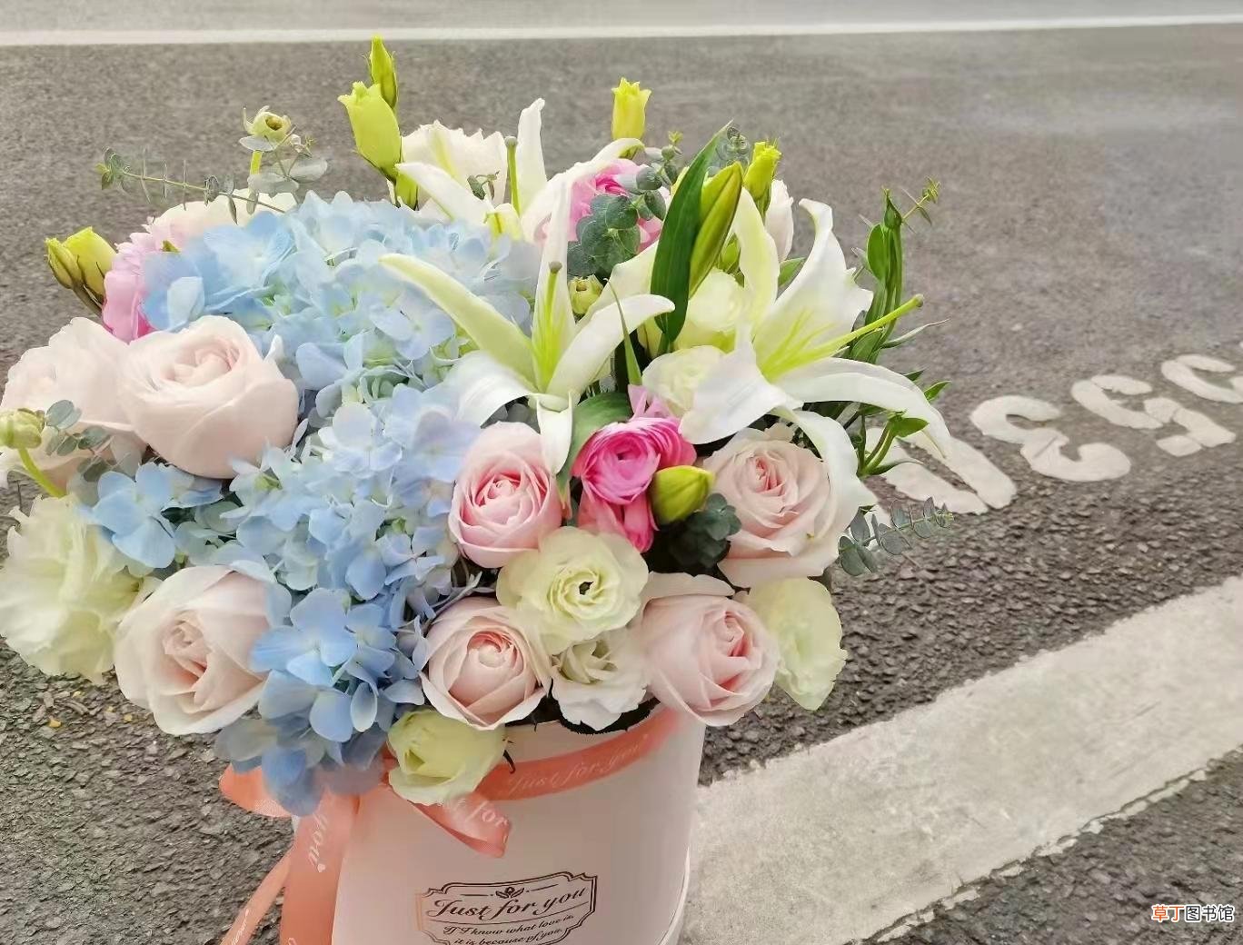 闺蜜结婚送什么花束好 闺蜜结婚送什么花好