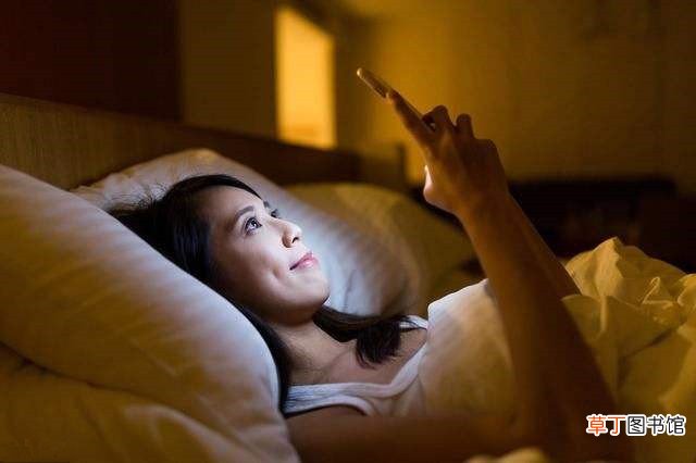美女是怎样养成的?睡前这几个习惯能让你的皮肤越来越好