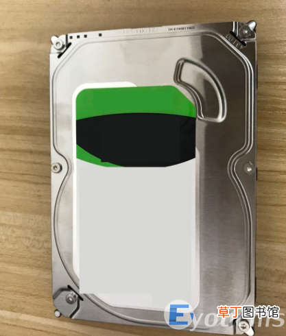 硬盘安装教程图文 电脑硬盘怎么装