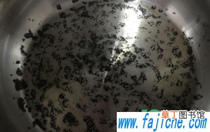 ?高压锅烧焦了还能用吗 高压锅烧焦了全黑怎么洗